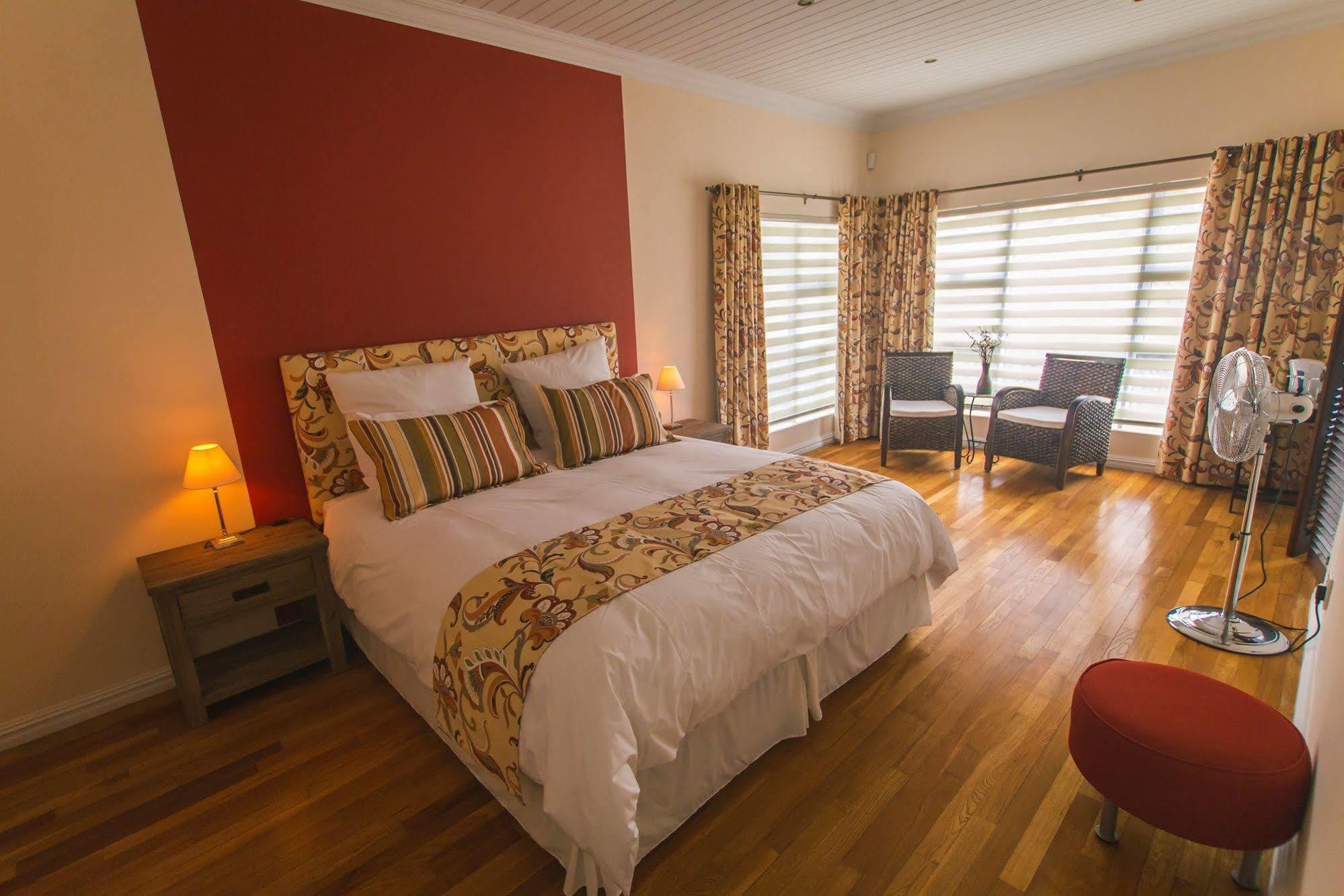 African Tulip Guesthouse Tulbagh Exterior foto